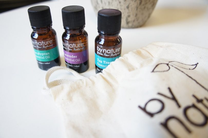 How to Use Antibacterial Essential Oils